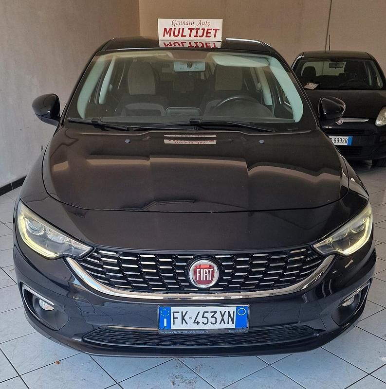 Usata Fiat Tipo Lounge 95 CV (69 kW) 2017 Blu Berlina