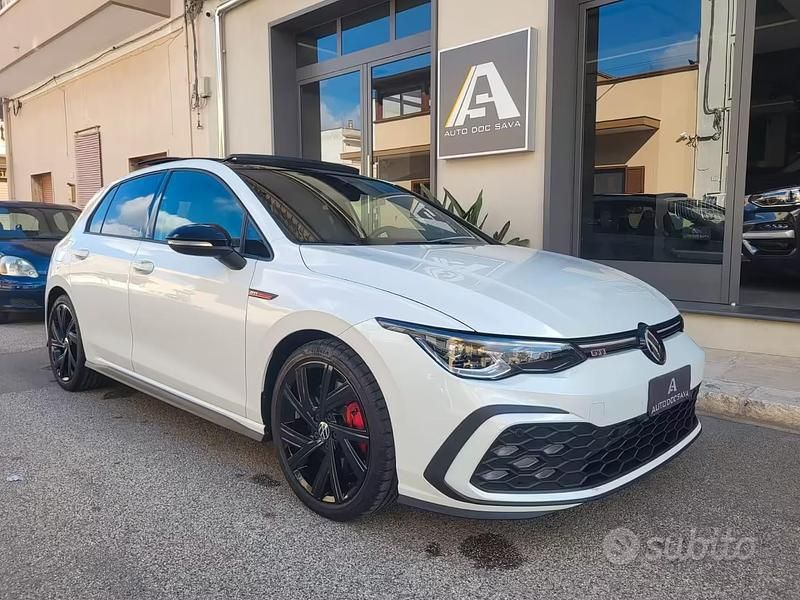 Usata VW Golf VIII GTI 245 CV (180 kW) 2024 Bianco Berlina