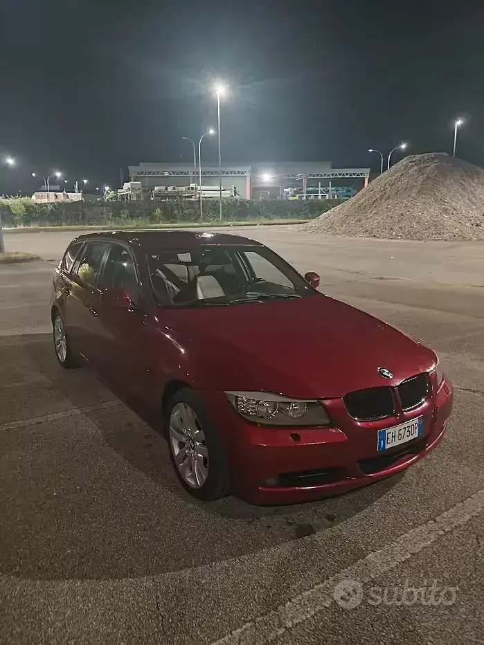 Usata BMW 320 184 CV (135 kW) 2011 Rosso Station wagon