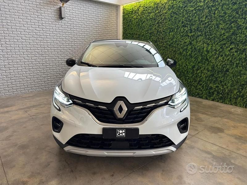 Usata Renault Captur Techno 100 CV (73 kW) 2023 Bianco SUV