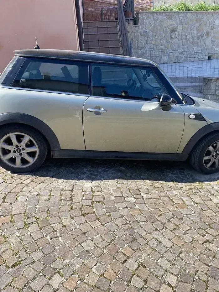 Usata Mini Cooper 109 CV (80 kW) 2007 Utilitaria