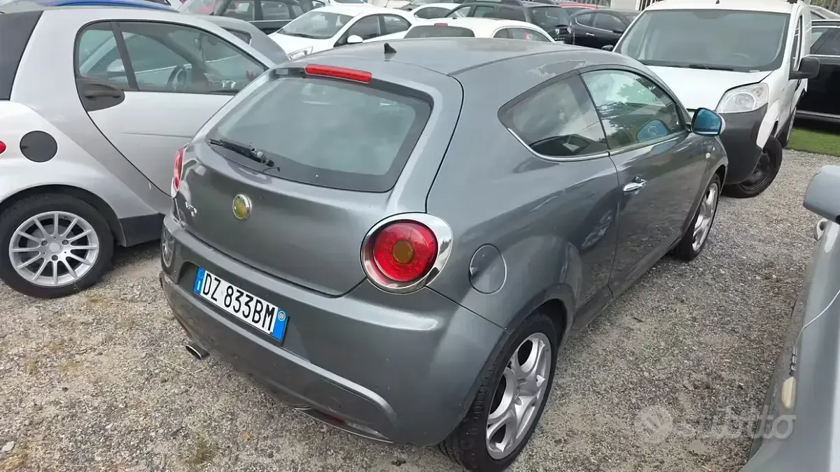 Gebraucht Alfa Romeo MiTo 79 PS (58 kW) 2009 Grau Kleinwagen