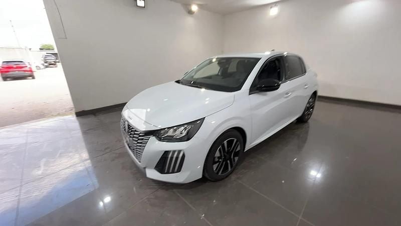 Nuova Peugeot 208 Allure 100 CV (73 kW) 2025 Bianco okenite Utilitaria