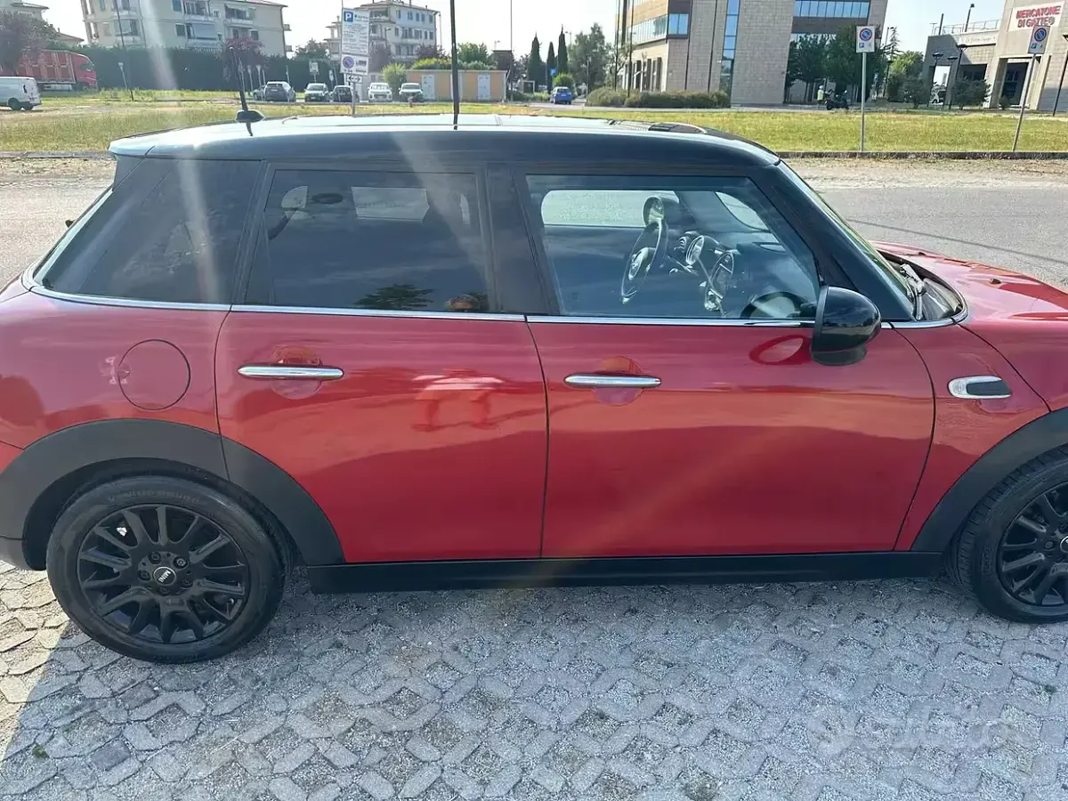 Usata Mini Cooper 95 CV (69 kW) 2017 Rosso Utilitaria