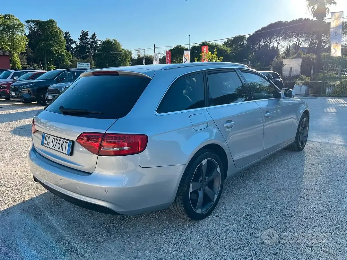 Usata Audi A4 Comfort 143 CV (105 kW) 2011 Grigio Station wagon