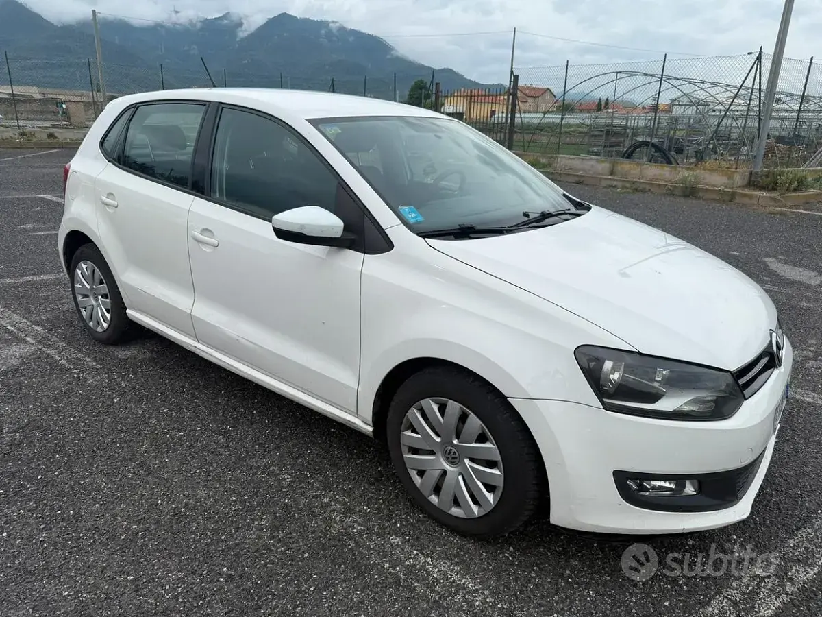 Usata VW Polo Comfortline 75 CV (55 kW) 2014 Bianco Berlina