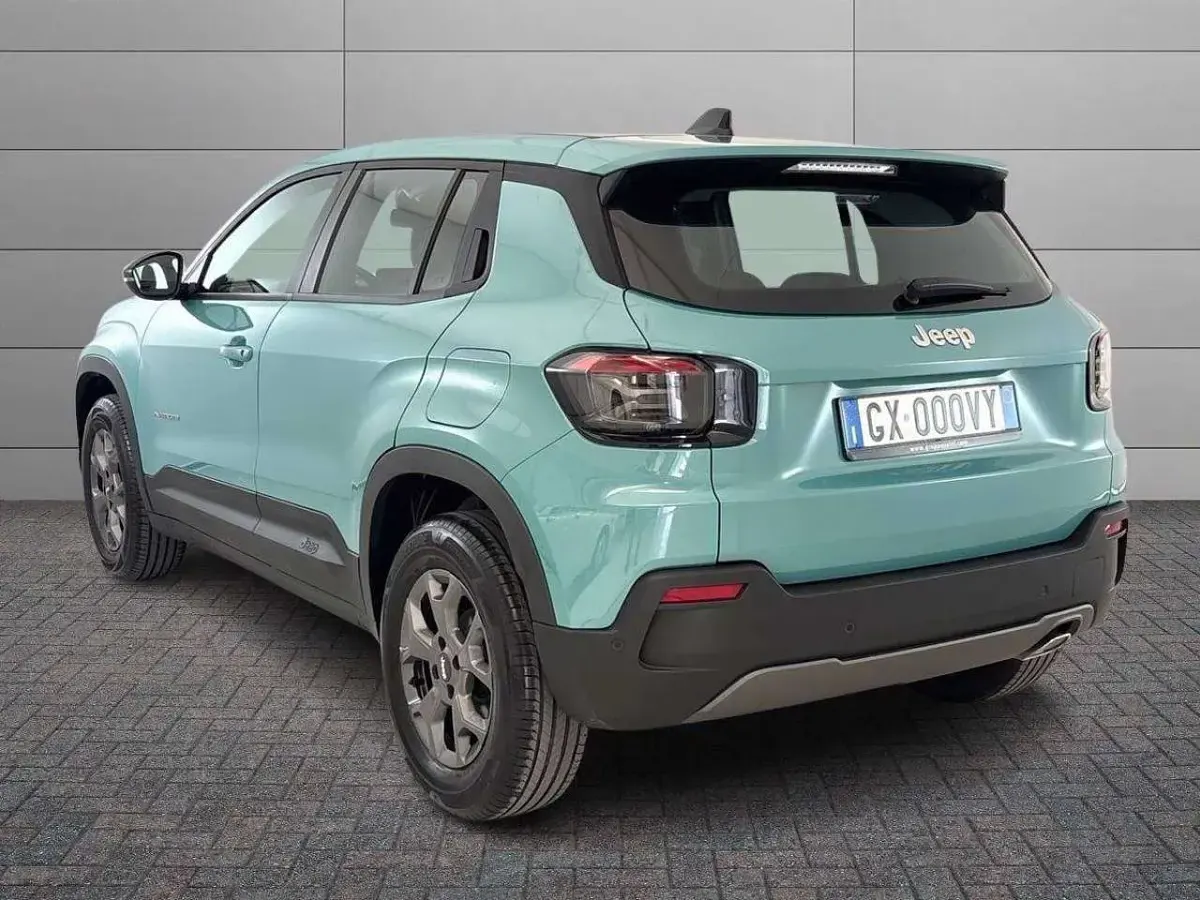 Usata Jeep Avenger Longitude 101 CV (74 kW) 2025 Blu/azzurro SUV
