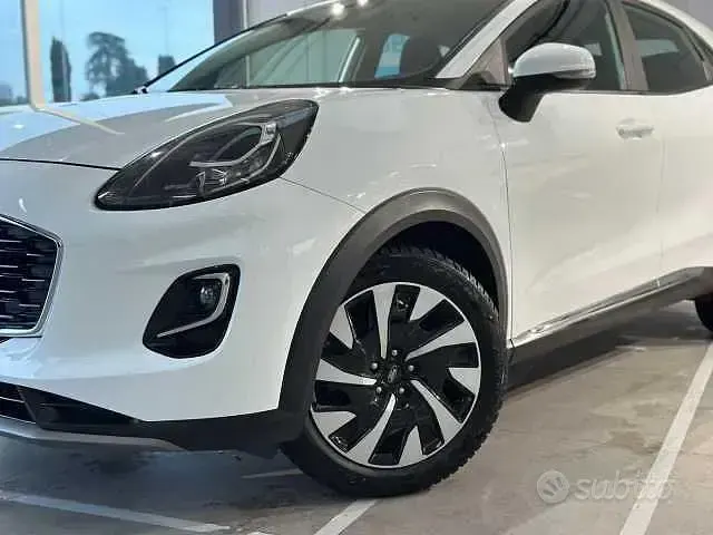 Usata Ford Puma Titanium 125 CV (91 kW) 2024 Bianco SUV
