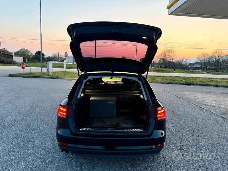 Usata Audi A4 Business Plus 150 CV (110 kW) 2019 Nero Station wagon