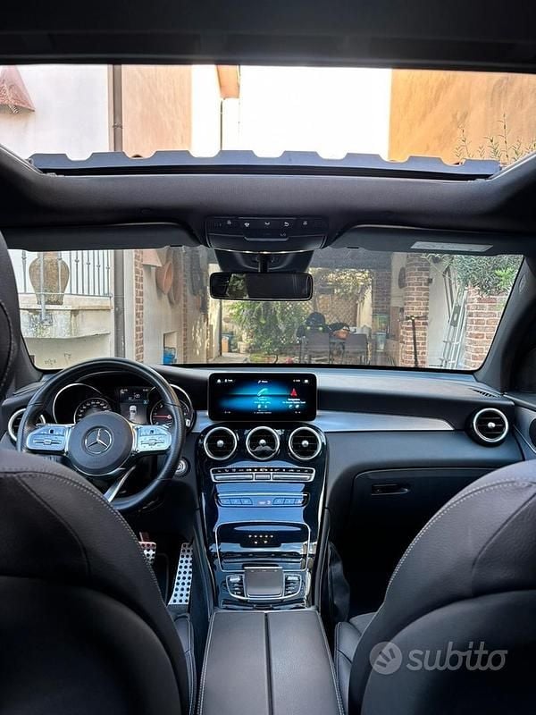 Usata Mercedes GLC300 245 CV (180 kW) 2021 Coupé