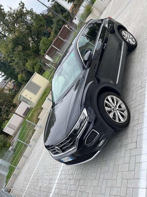 Usata VW T-Roc Style 150 CV (110 kW) 2019 Nero SUV