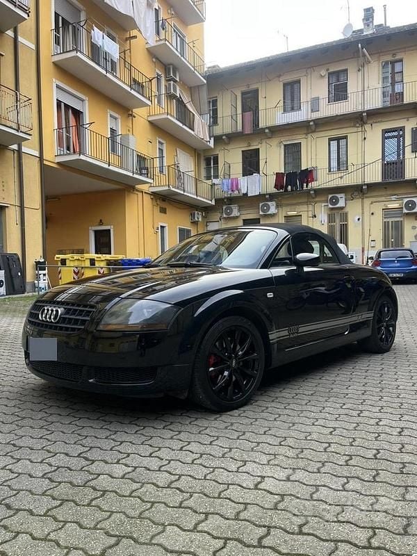 Usata Audi TT 179 CV (131 kW) 2004 Nero Coupé