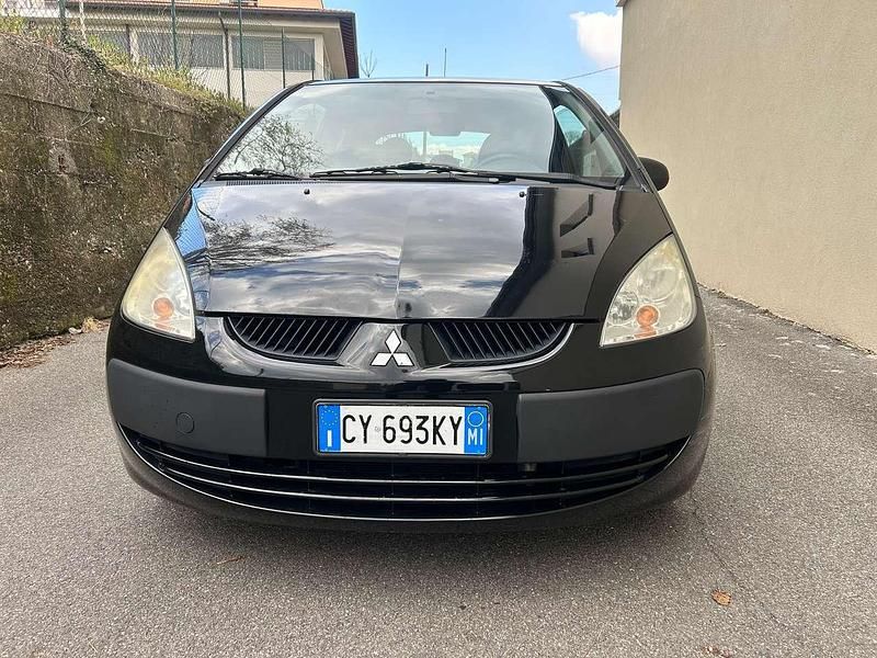 Usata Mitsubishi Colt Invite 75 CV (55 kW) 2006 Other Berlina