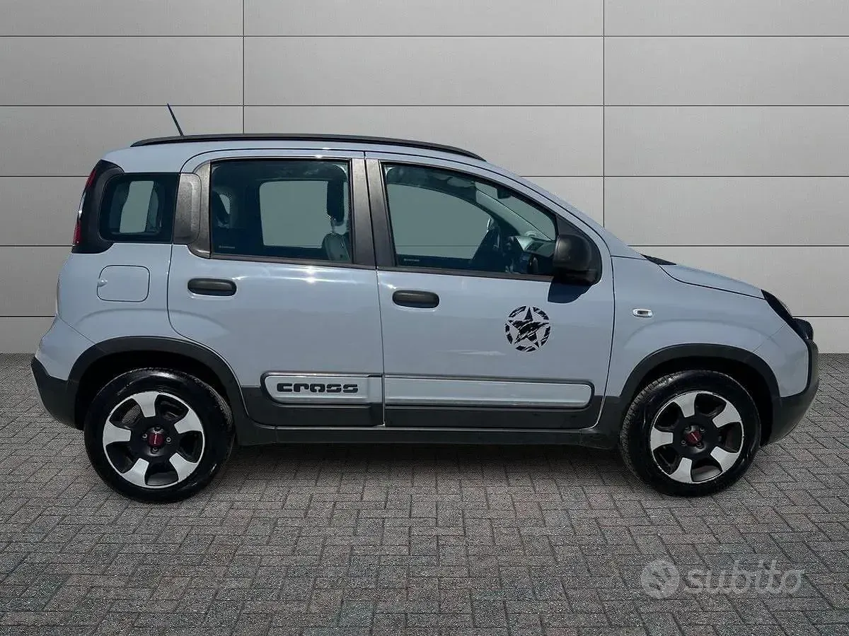Usata Fiat Panda Cross Cross 69 CV (50 kW) 2020 Grigio Utilitaria