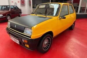 Usata Renault R5 109 CV (80 kW) 1981 Giallo Utilitaria