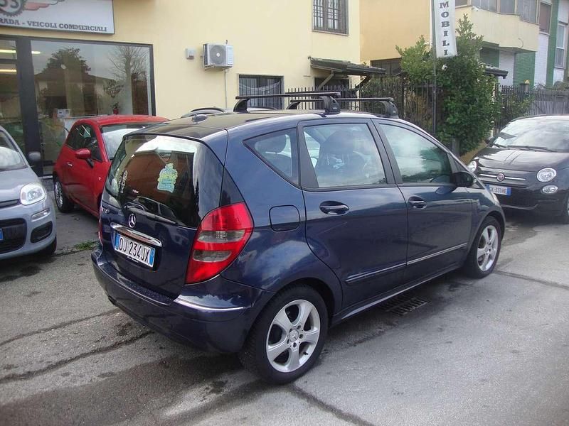 Usata Mercedes A170 Elegance 116 CV (85 kW) 2006 Blu/azzurro Monovolume