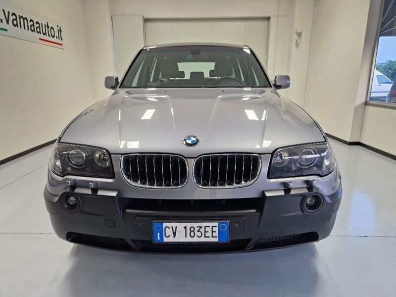 Venduto BMW X3 3.0i cat MANUALE PERFE. - auto usate in vendita