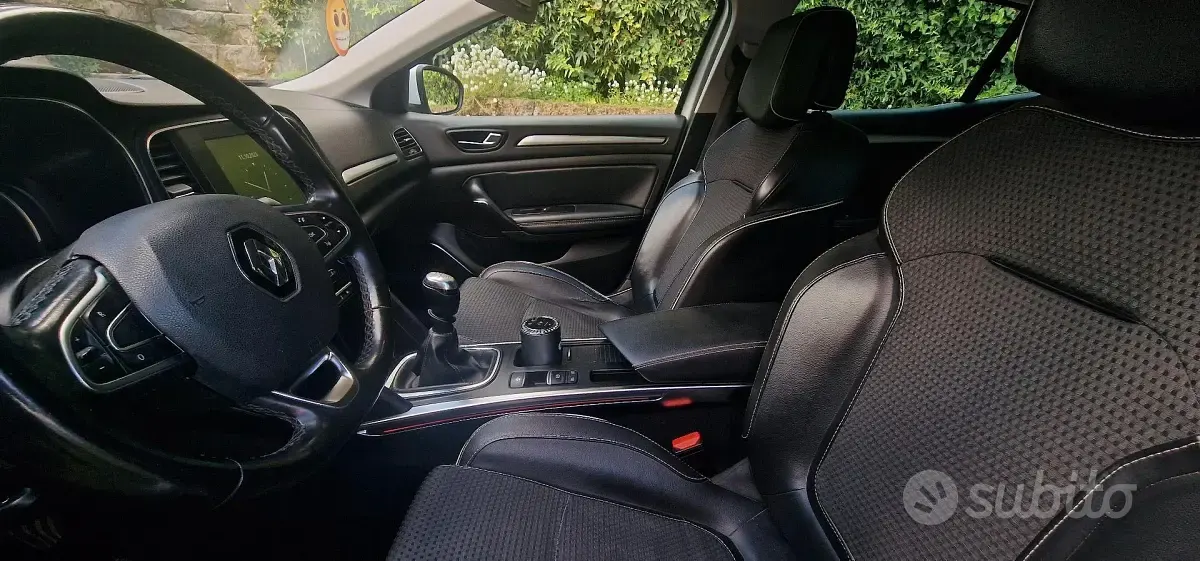 Usata Renault Mégane IV Bose Edition 110 CV (80 kW) 2016 Bianco Berlina
