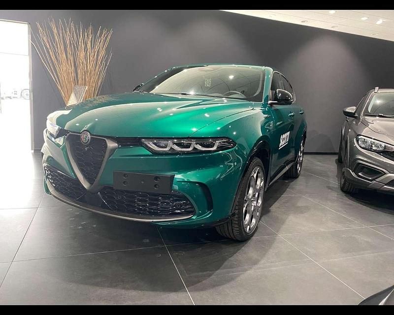 Verde montreal Usata 2023 Alfa Romeo Tonale Edizione Speciale SUV | 39.000 € (Molto cara) - Immagine 1/4