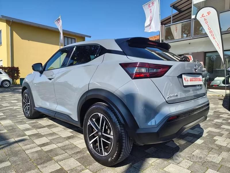 Usata Nissan Juke N-Connecta 114 CV (83 kW) 2025 Grigio scuro SUV