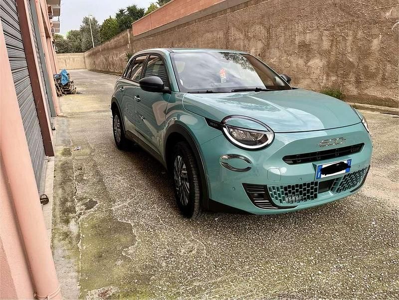 Usata Fiat 600 110 CV (80 kW) 2025 SUV