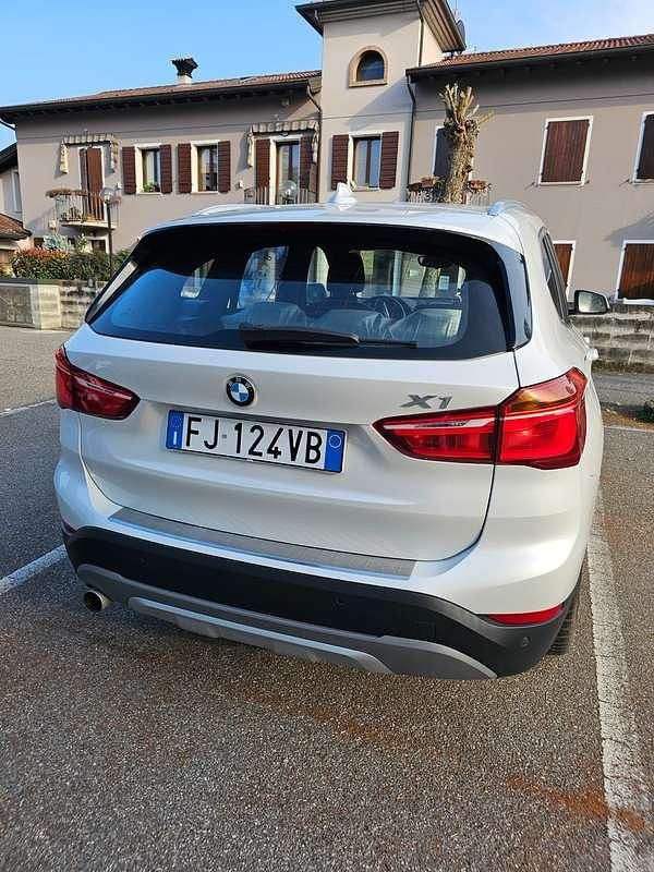 Usata BMW X1 150 CV (110 kW) 2017 Bianco SUV