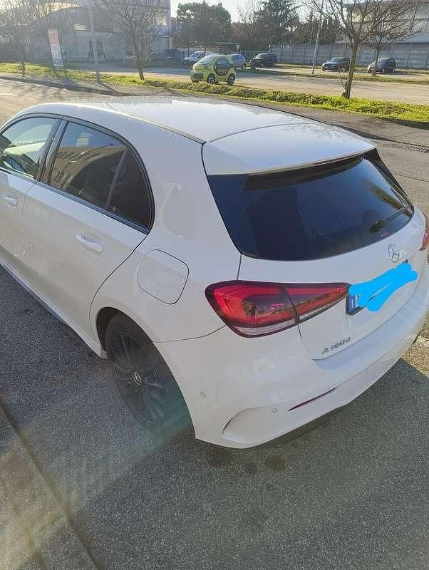 Usata Mercedes A180 Premium 116 CV (85 kW) 2021 Berlina