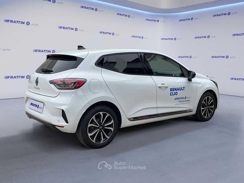 Usata Renault Clio V Techno 91 CV (66 kW) 2024 Bianco Berlina