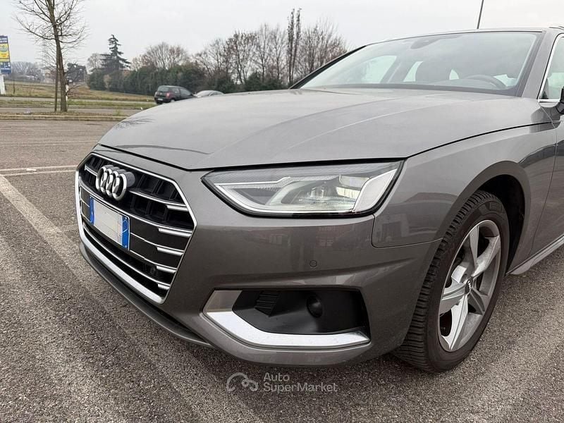 Usata Audi A4 Advanced 163 CV (119 kW) 2020 Gray Station wagon