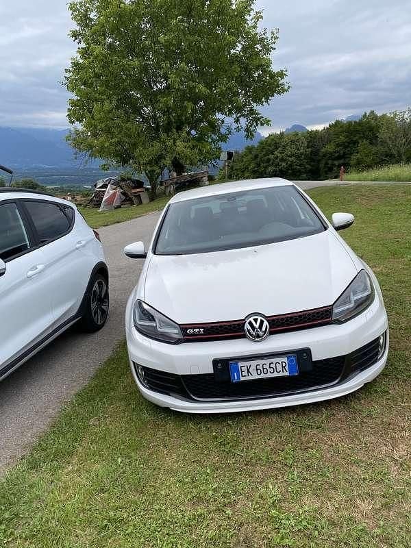 Usata VW Golf VI GTI 211 CV (155 kW) 2011 Utilitaria