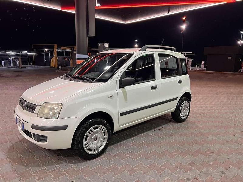 Usata Fiat Panda Dynamic 77 CV (56 kW) 2009 Bianco Utilitaria