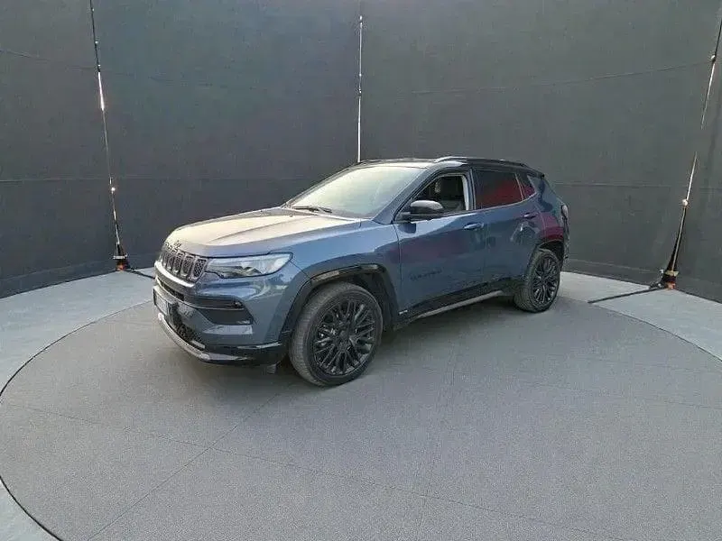 Usata Jeep Compass Summit 131 CV (96 kW) 2024 Blu SUV
