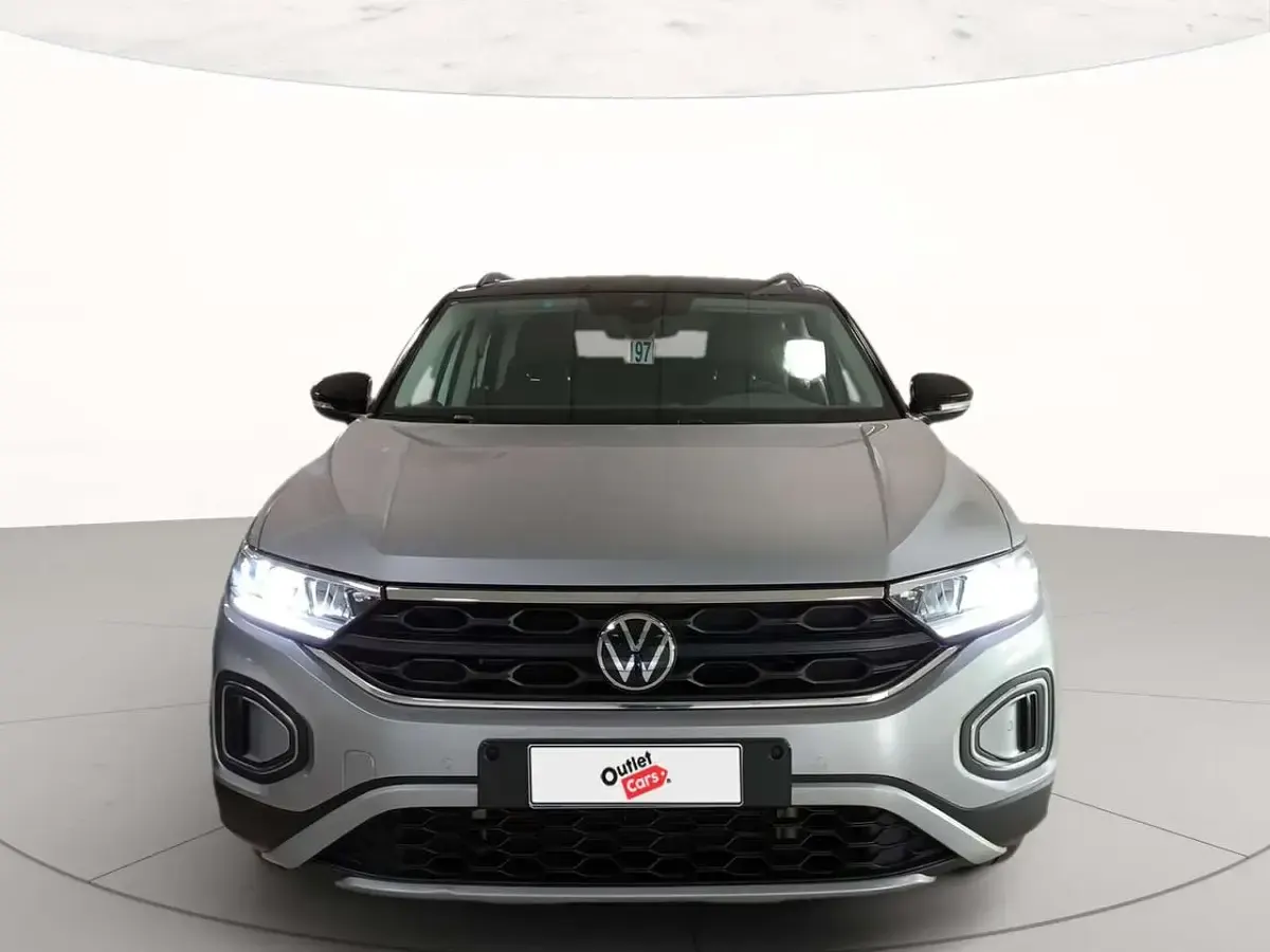 Usata VW T-Roc Life 110 CV (80 kW) 2023 K2 pyrit silver metallizzato SUV