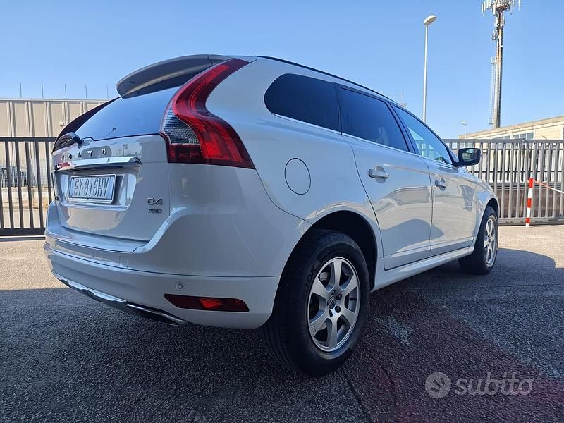 Usata Volvo XC60 175 CV (128 kW) 2015 Bianco SUV
