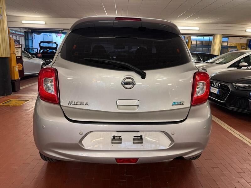 Usata Nissan Micra Acenta 98 CV (72 kW) 2014 Argento Utilitaria