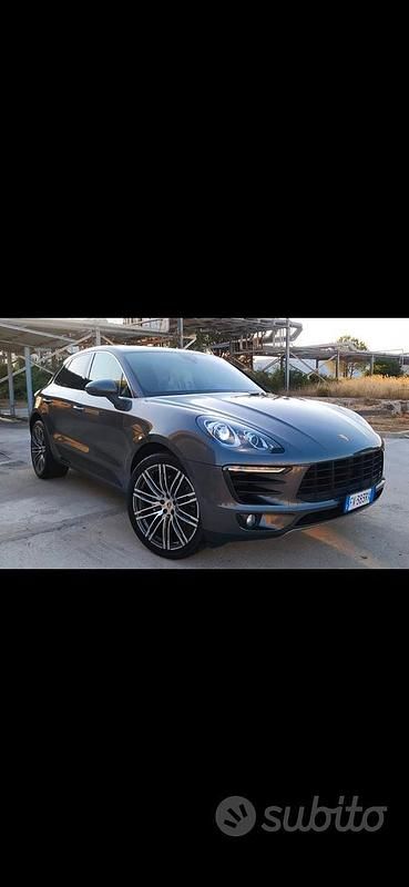 Grigio Usata 2015 Porsche Macan S SUV | 31.500 € (Buon prezzo) - Immagine 1/4