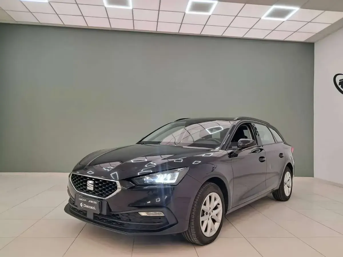 Usata Seat Leon Style 116 CV (85 kW) 2023 Nero Station wagon