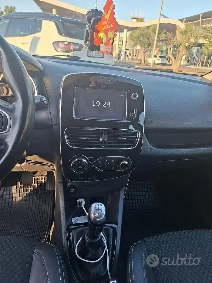 Usata Renault Clio IV 90 CV (66 kW) 2018 Berlina