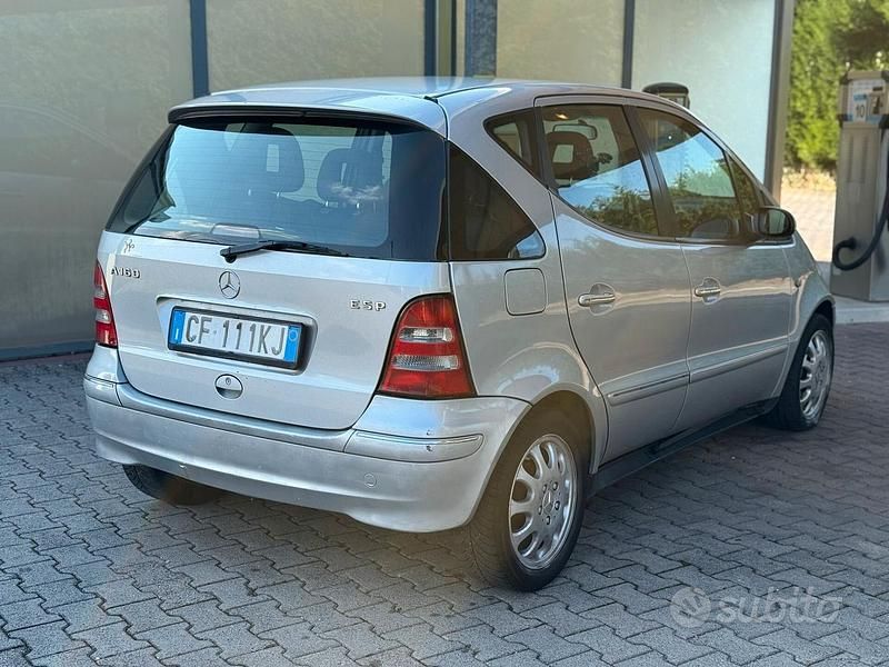 Usata Mercedes A160 Classic 102 CV (75 kW) 2004 Grigio Berlina