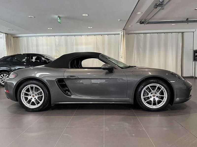 Usata Porsche 718 Boxster 299 CV (219 kW) 2021 Grigio Cabrio