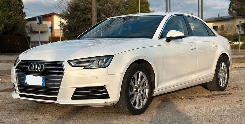 Usata Audi A4 Business 150 CV (110 kW) 2016 Bianco Berlina