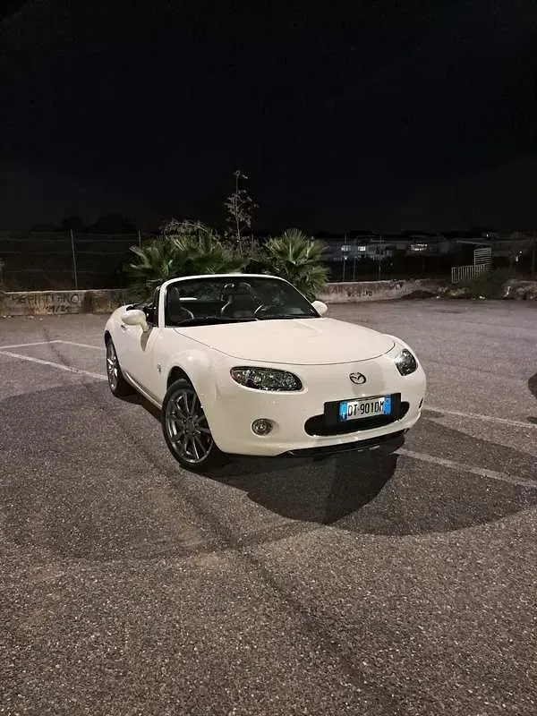 Usata Mazda MX5 126 CV (92 kW) 2009 Cabrio