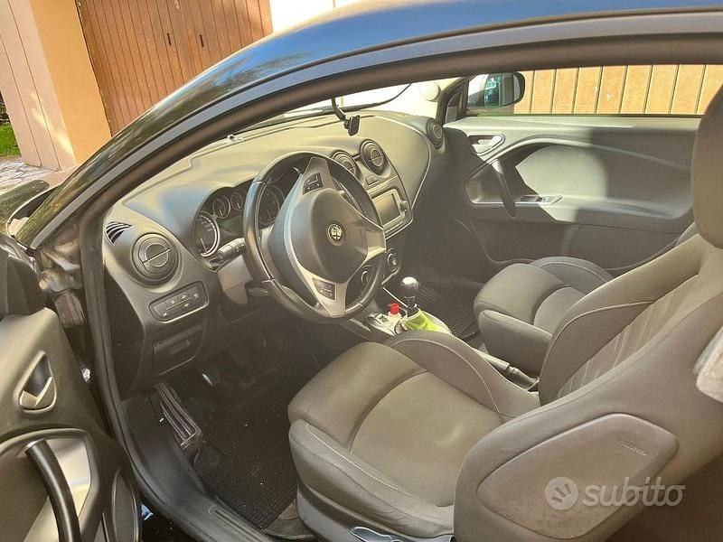 Usata Alfa Romeo MiTo Progression 85 CV (62 kW) 2015 Nero Utilitaria