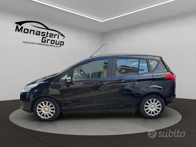 Usata Ford B-MAX Individual 125 CV (91 kW) 2015 Nero Monovolume