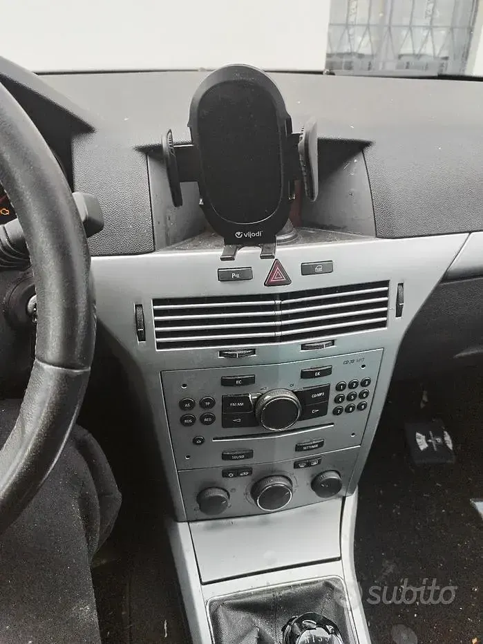 Usata Opel Astra 110 CV (80 kW) 2009 Berlina