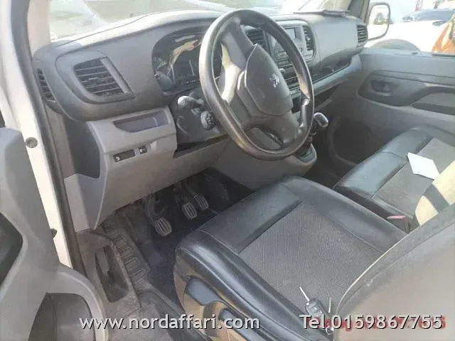 Usata Peugeot Expert Premium 101 CV (74 kW) 2021 Bianco Furgone