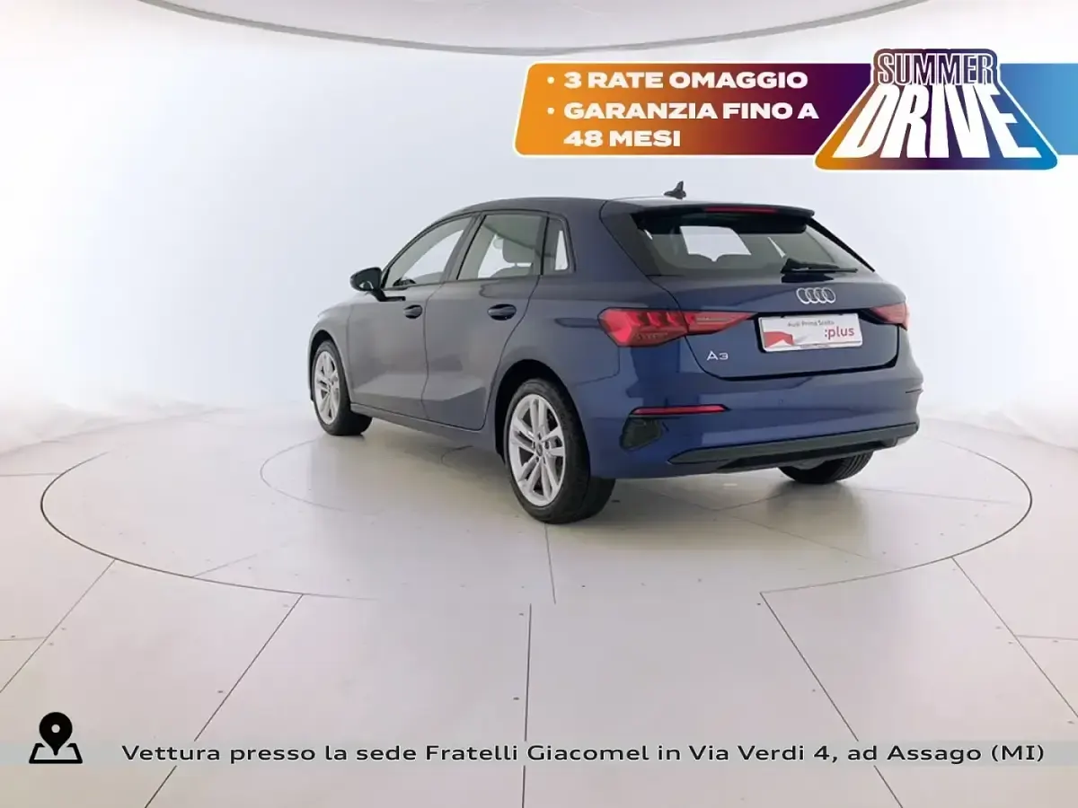 Usata Audi A3 Business 110 CV (80 kW) 2023 Blu Berlina