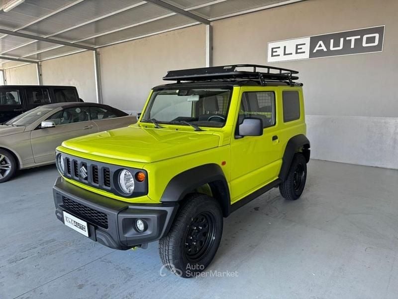Usata Suzuki Jimny 102 CV (75 kW) 2022 Verde SUV