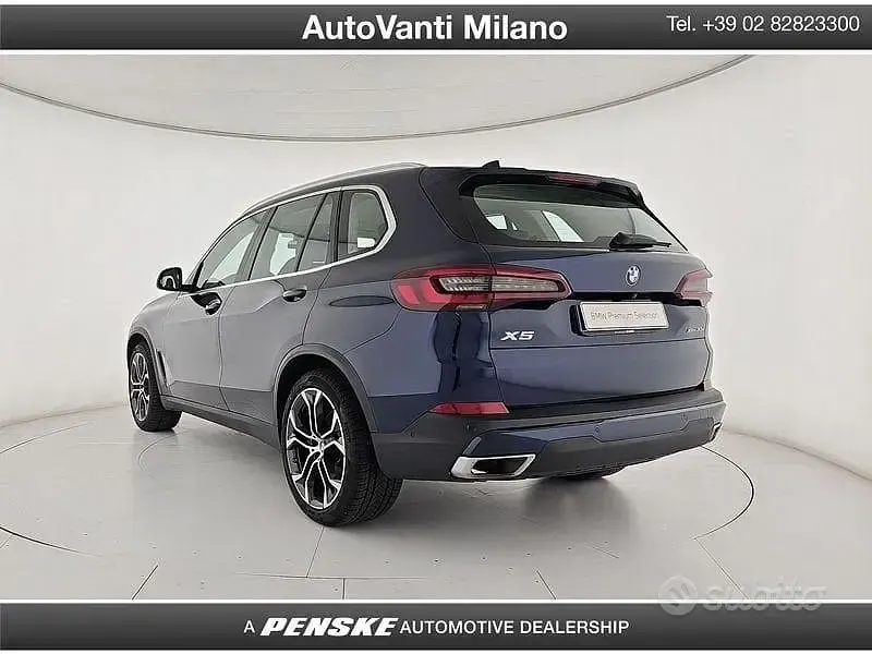 Usata BMW X5 Comfort Edition 286 CV (210 kW) 2022 Blu SUV