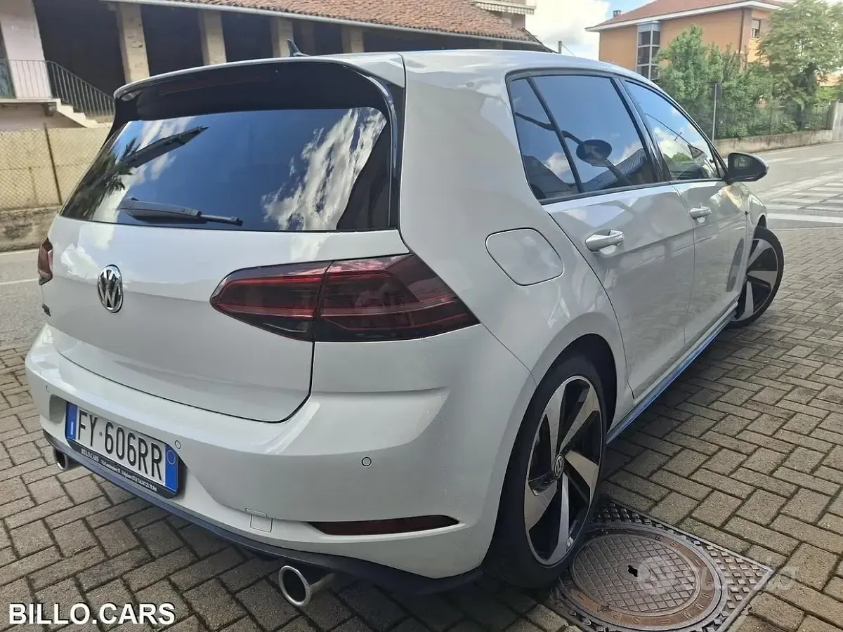 Occasion VW Golf VII GTI 245 ch (180 kW) 2019 Blanc Berline